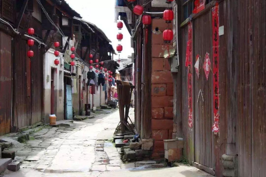 汽车反光条影响倒车雷达吗？游戏画面